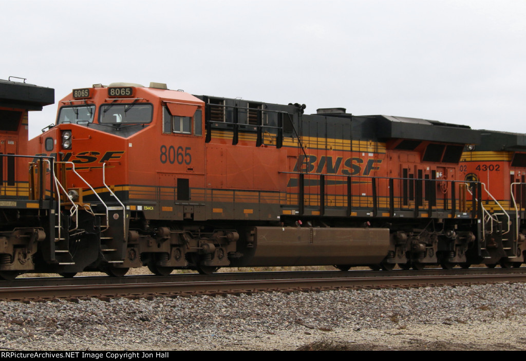 BNSF 8065